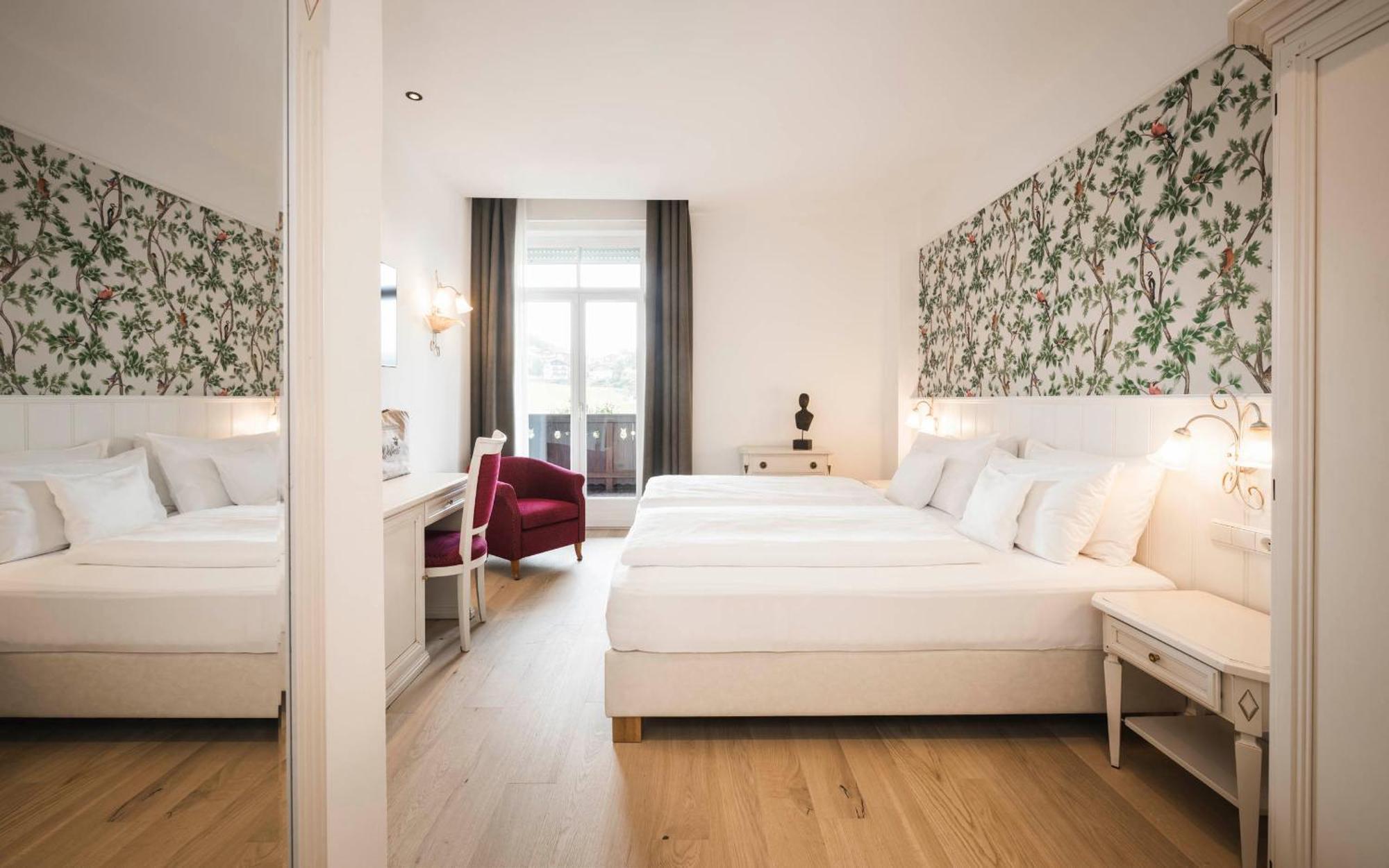 Hotel Villa Kastelruth Bagian luar foto